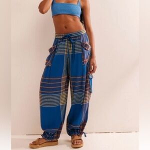 Free People Indigo Blue Plaid Crafted Cargo Pants Wide Leg Relaxed Fit Womens M